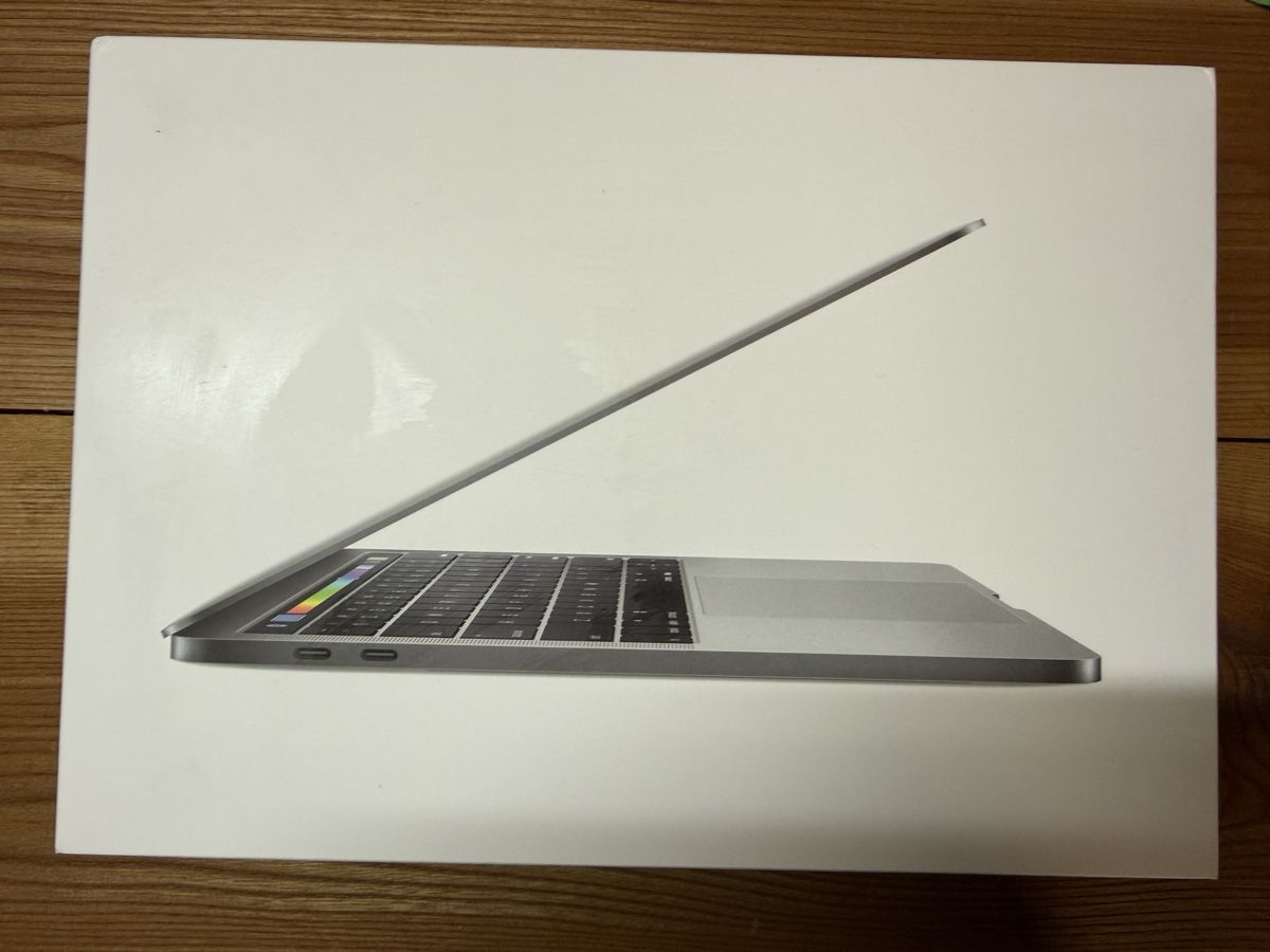 Apple Notebooks: MacBook Pro Verpackung – Gebraucht aus Goldingen von Thomas.Perrin