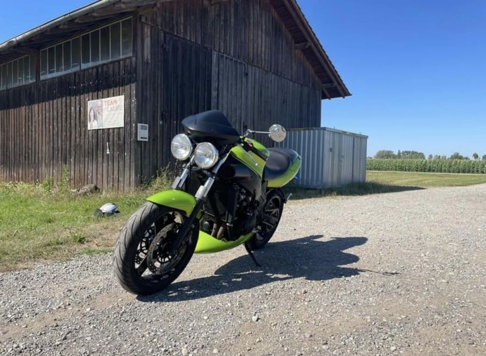 Triumph Strasse: Triumph Speed Four – Gebraucht aus Landschlacht von kir_6zck 2