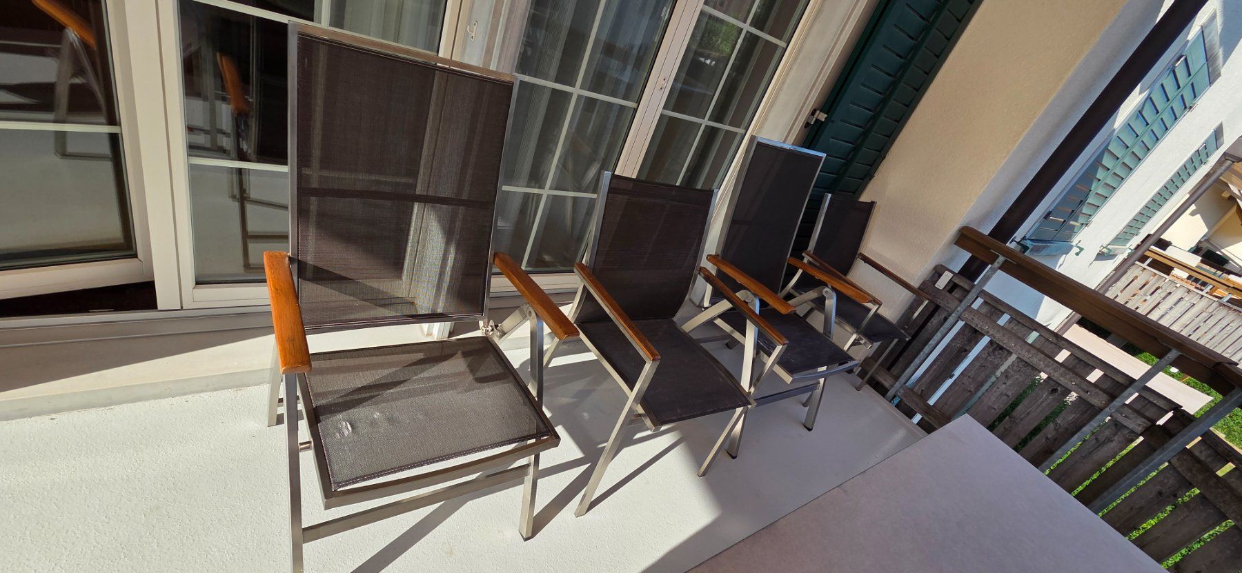 Chaises: 4 Edelstahl Gartenstühle – D'occasion à Neerach par Blauermorgen