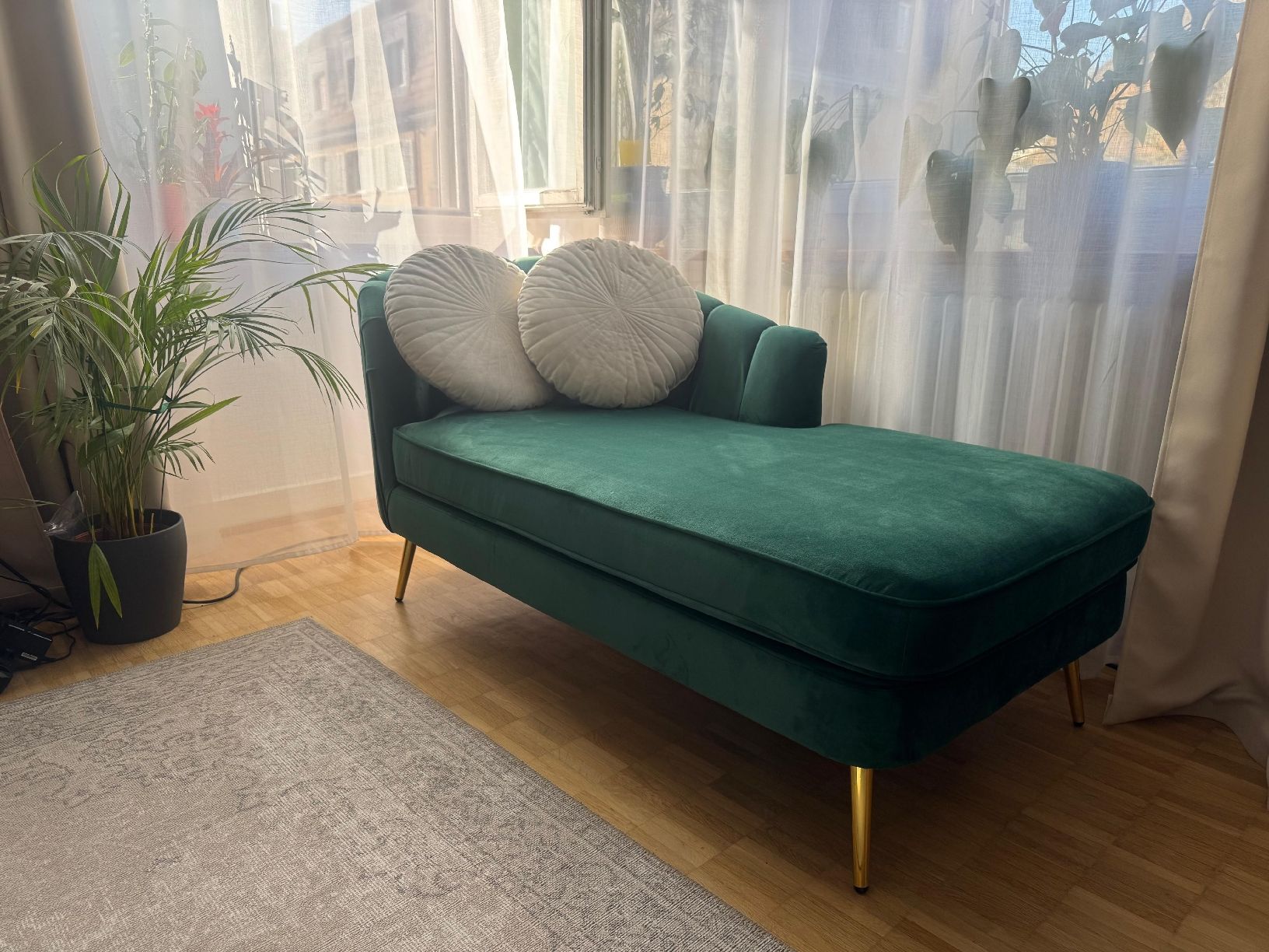Divani: Dunkelgrünes Samtsofa mit Chaiselongue & Schlaffunktion – Ne – Usato da Zürich venduto da LuciusMalfoy 5