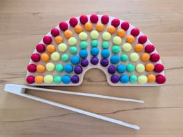 Montessori Regenbogen aus Holz mit Wollfilzkugeln NEU!