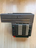 Vintage Rechenmaschine Zürich mechanisch Retro