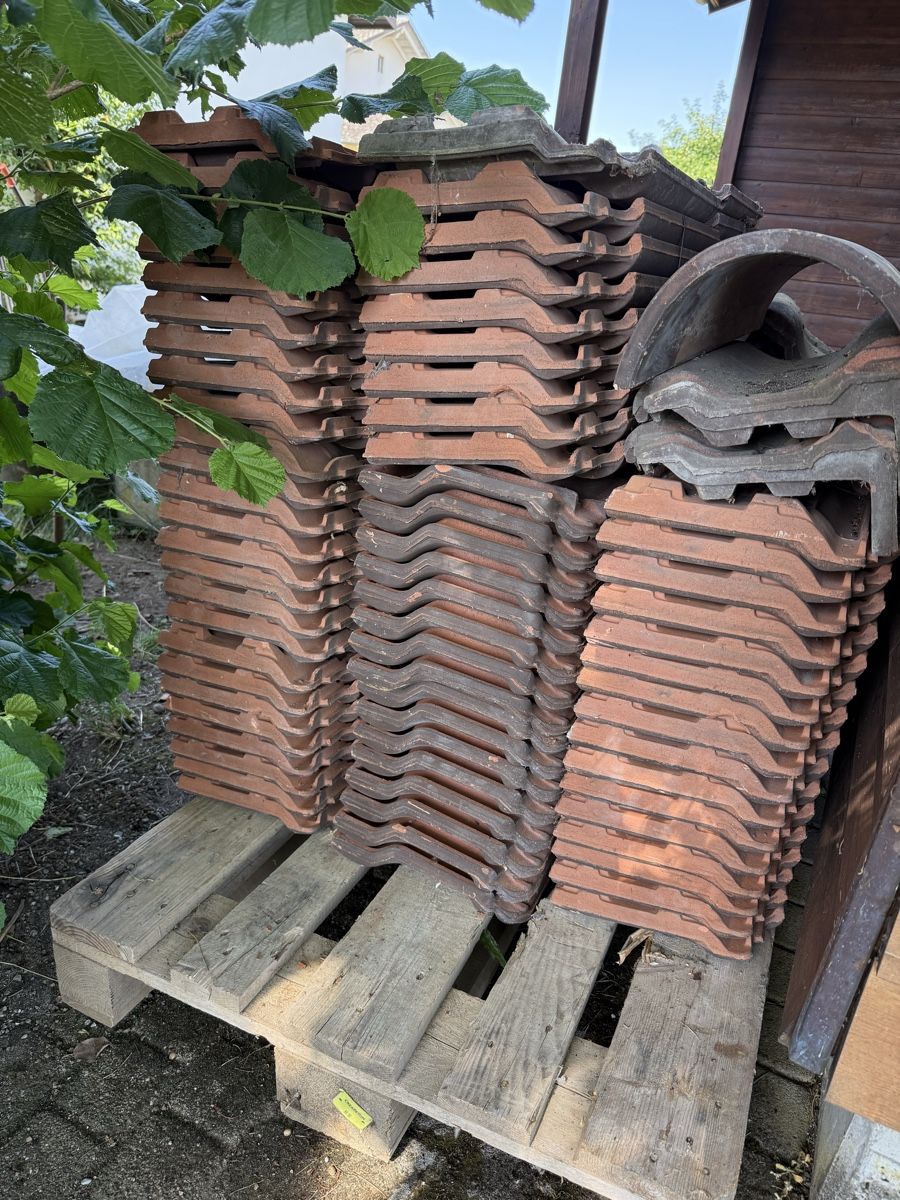 Altri materiali da costruzione: Tonziegel Laufen Modell 561 – Usato da Wolfwil venduto da and_t8mz 1