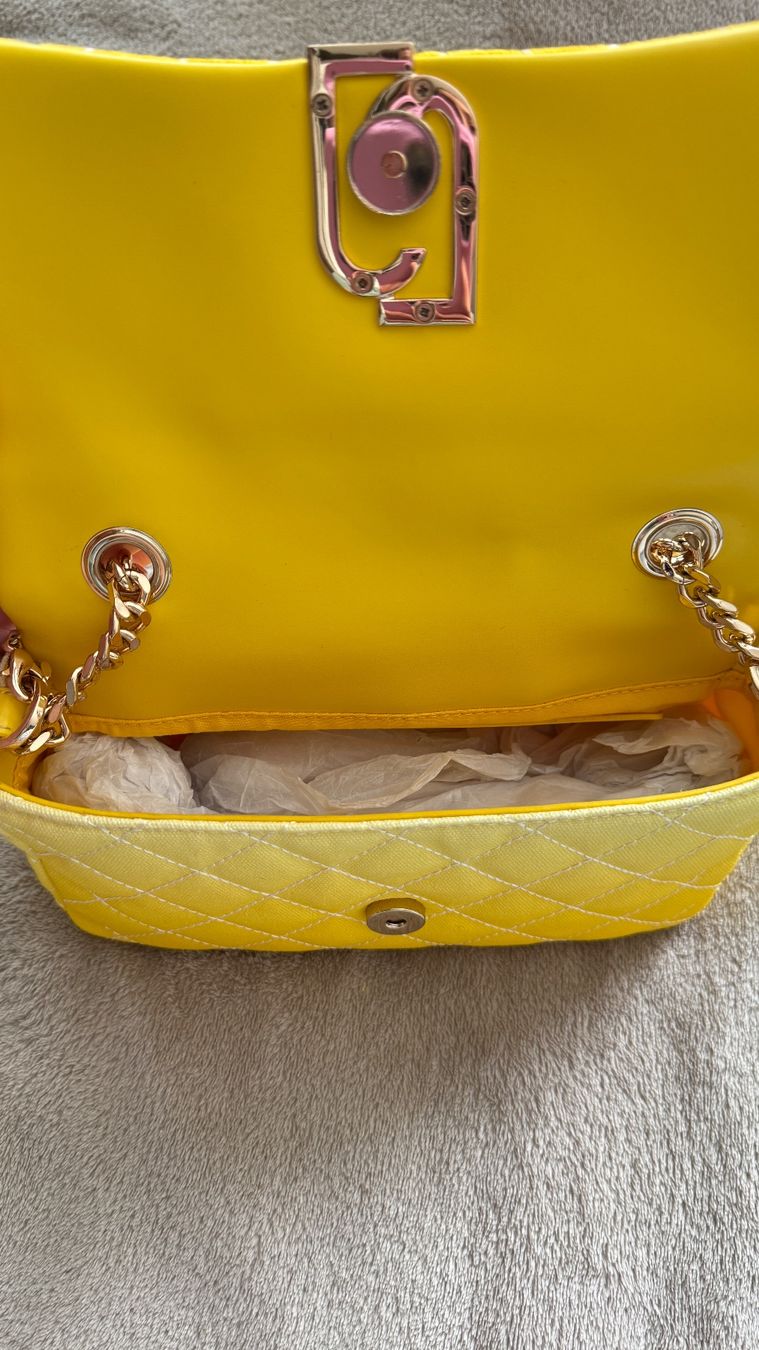 Liu Jo Borse da donna: Originale Liu Jo Tasche in Gelb, Neu – Nuovo e nell'imballaggio originale da Burgdorf venduto da ssv_9t9f 1