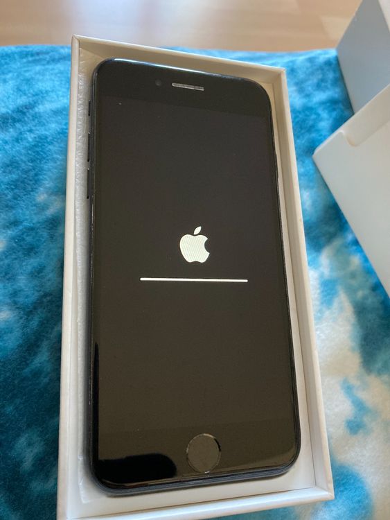iPhone 7 Black 128 GB | Kaufen auf Ricardo