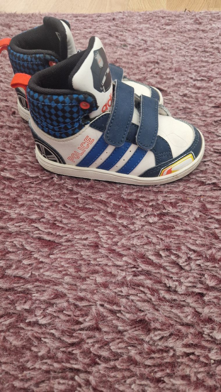 Adidas Scarpe per ragazzi: Adidas Baby Schuhe – Usato da Dietikon venduto da matej069