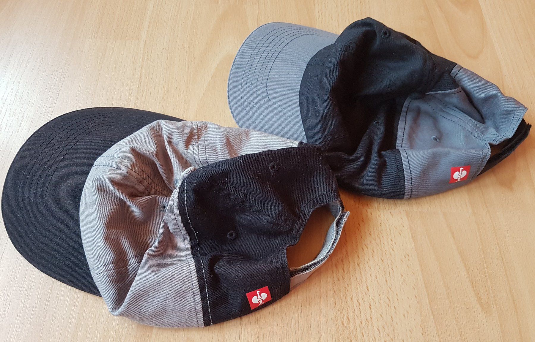 Altro in  Abbigliamento & Accessori: 2 ENGELBERT STRAUSS CAPS (NEUWERTIG) – Nuovo (secondo la descrizione) da Sax venduto da spazieren 1