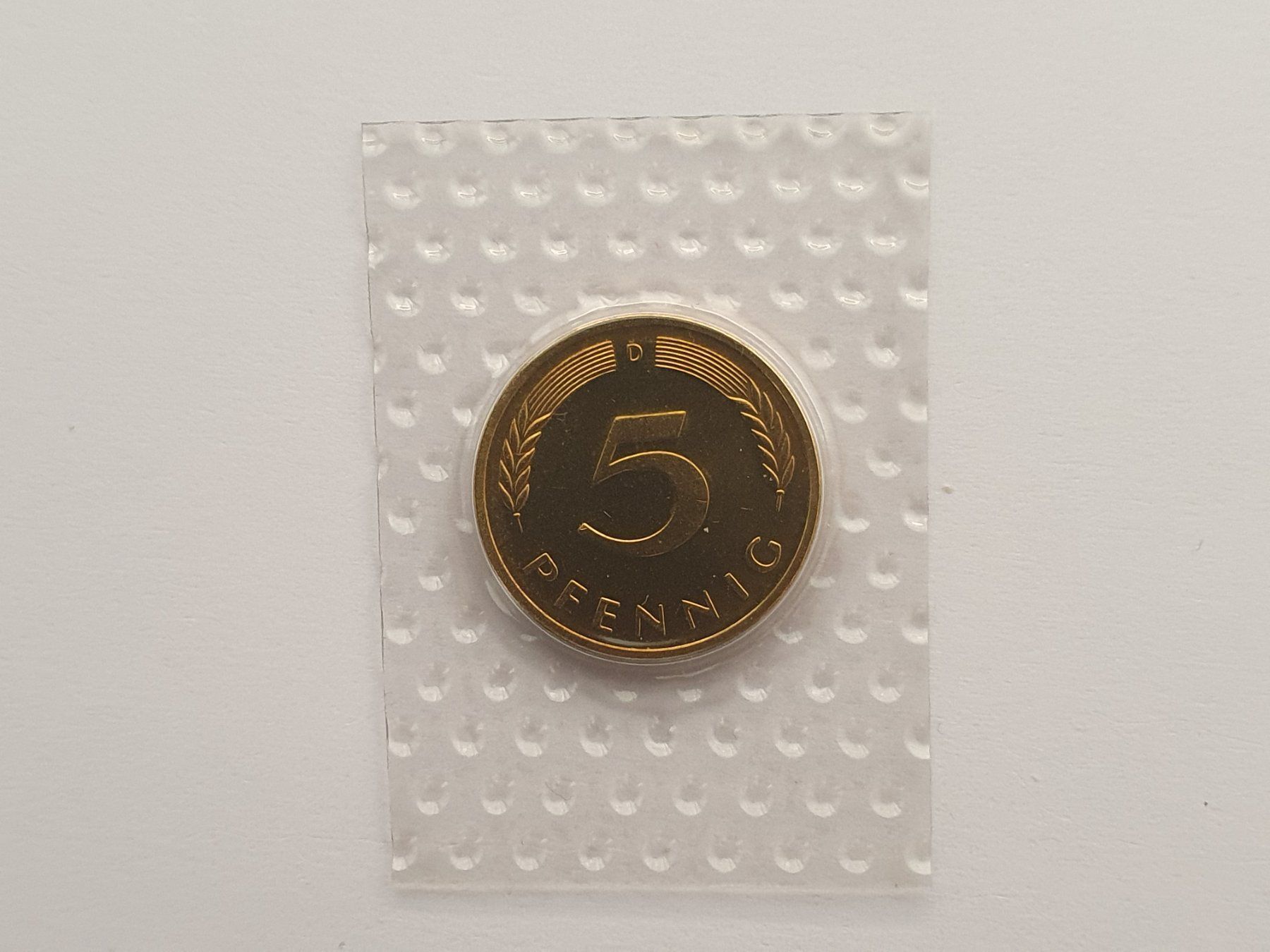 Tutti le monete: 5 Pfennig 2001 D Stgl – Nuovo (secondo la descrizione) da Pravidondaz venduto da LVtik
