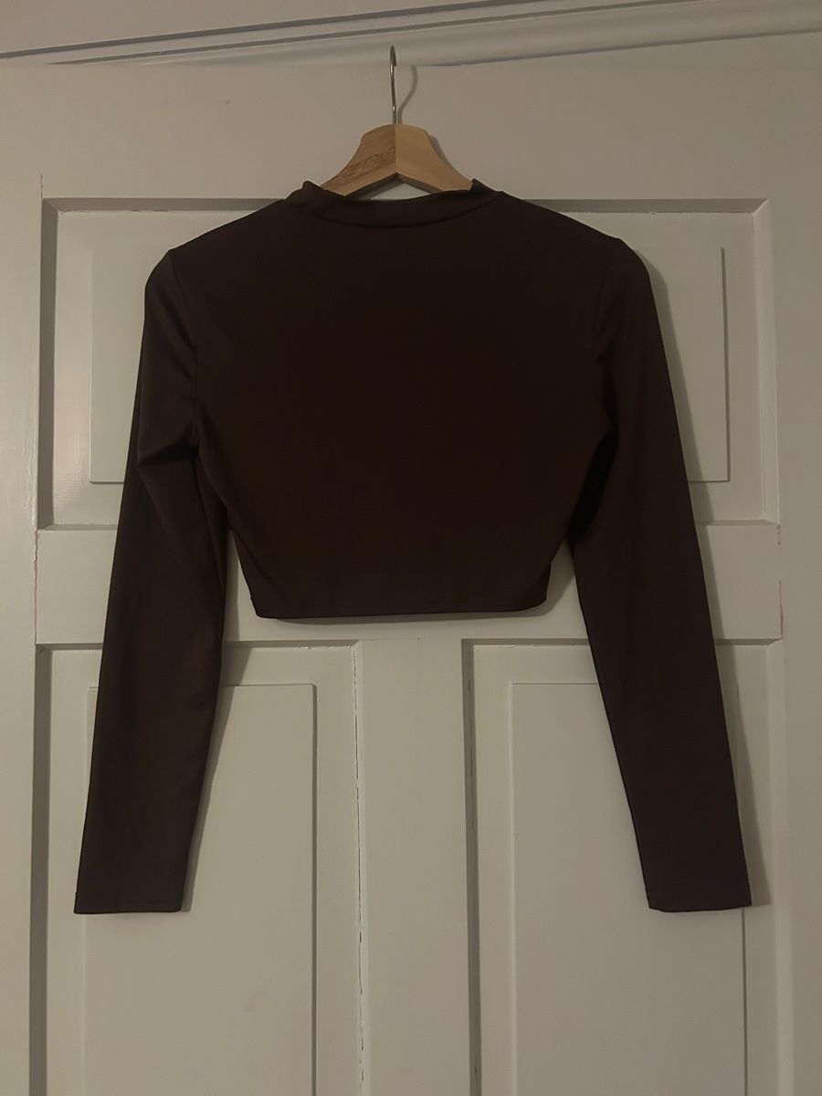 Shein Top: Damen Crop Top Langarm braun Grösse S  – Usato da Frauenfeld venduto da jae_vs6j 1