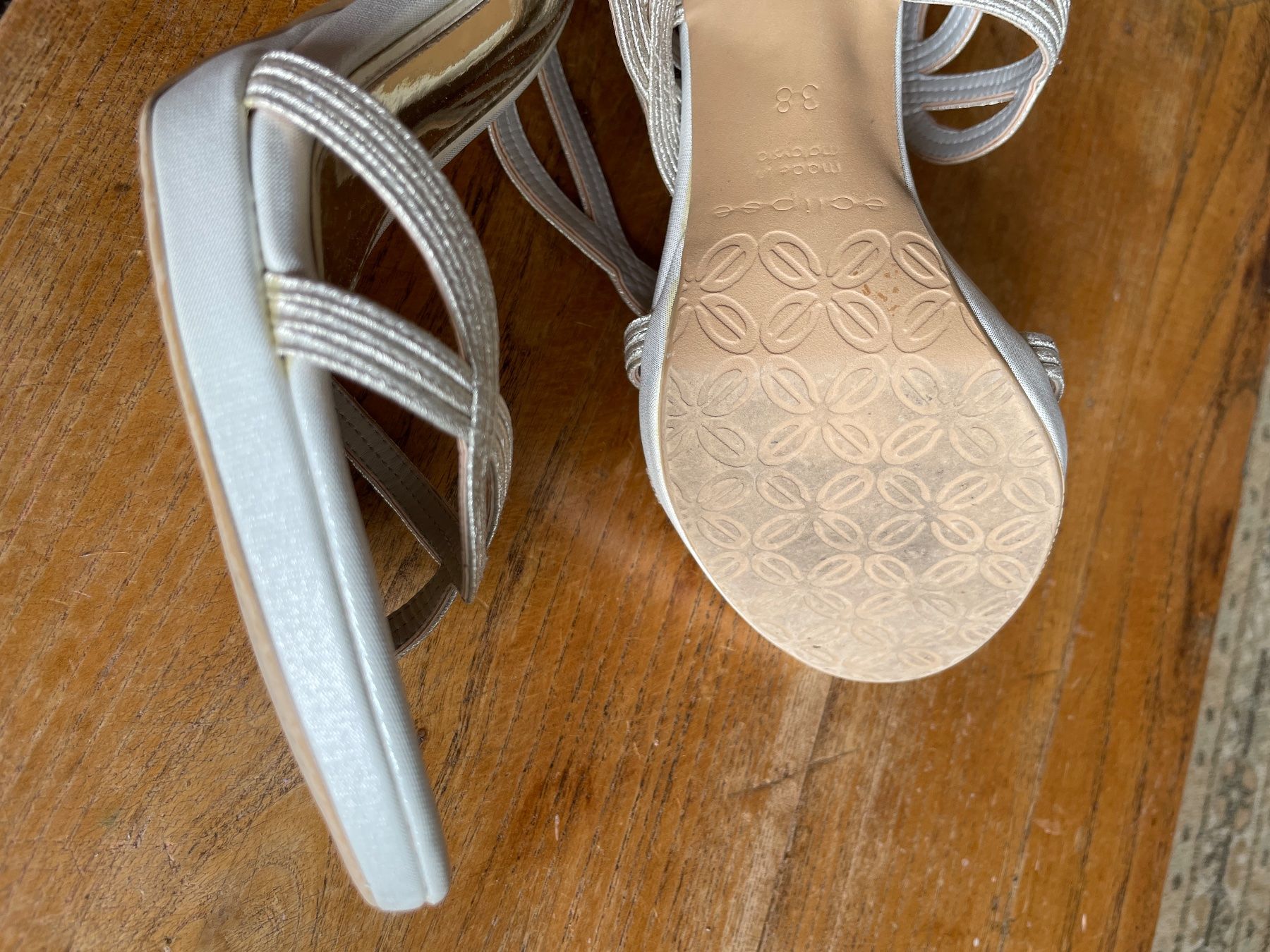 Damenschuhe: Hochzeitsschuhe Sandaletten / Pumps – Gebraucht aus Münsingen von Secondhand89 3