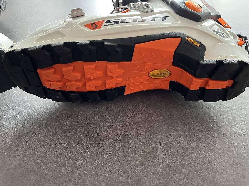 Chaussures hommes: Chaussures ski/rando Scott taille 26.5 – D'occasion à Moutier par Linou 2