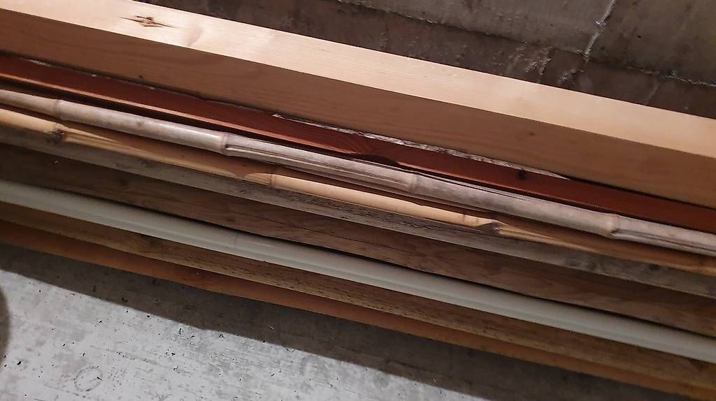 Articles en bois: Bastel- und Werkmaterial, viel Holz – D'occasion à Hombrechtikon par Stefanie101 2