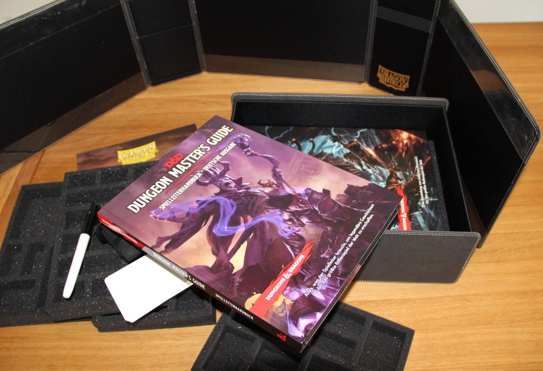 Spiele: D&D Game Master Companion Iron Grey Dragon Shield – Gebraucht aus Dübendorf von Baloo81 4