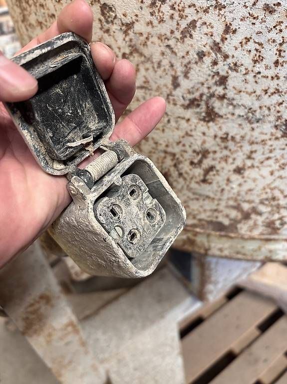 Tutte le macchine: Freifallmischer 150 Liter Diem – Usato da Kirchdorf AG venduto da hbi_bj22 2