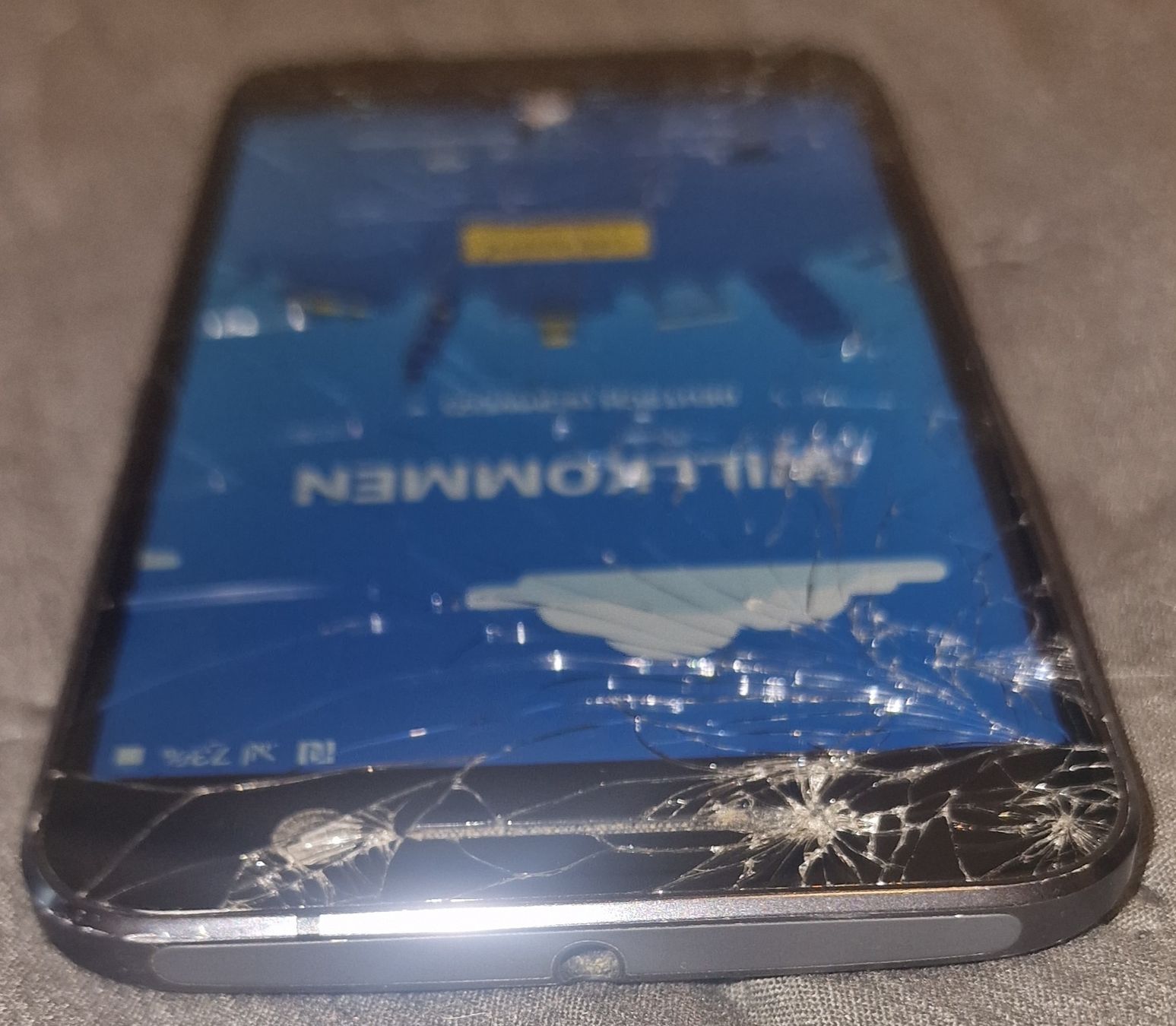 HTC Telefoni cellulari / Smartphones: HTC 10 (Display defekt) - Bastlerobjekt oder Ersatzteile! – Difettoso da Pfäffikon ZH venduto da AnimOwO 3