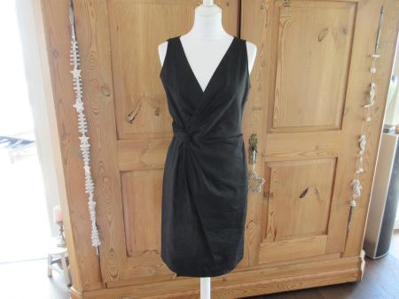 Edles Kleid von DKNY in Grösse 2 (32/34)
