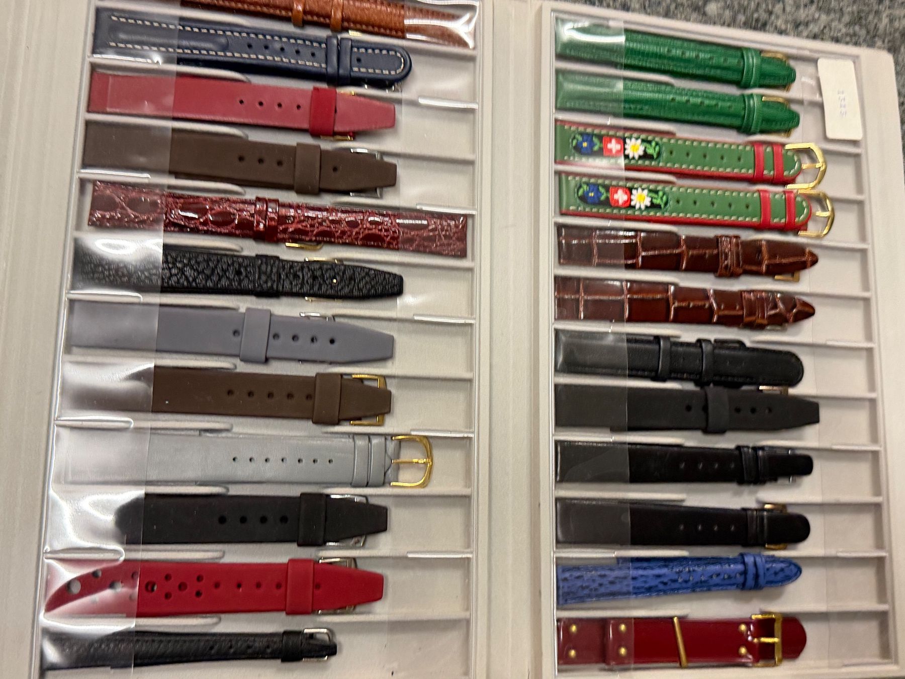 Montres: bracelets avec son étui – D'occasion à Biel/Bienne par MrP_WatchesBiel 2