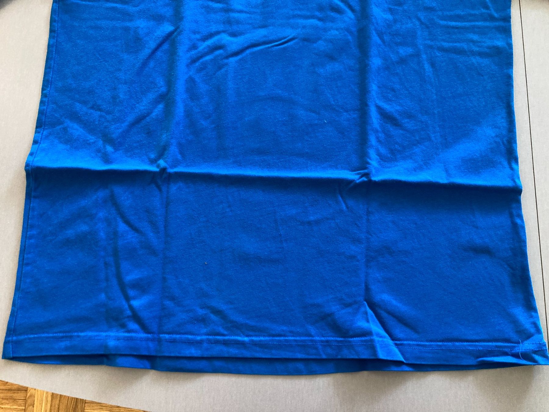 T-shirt: T-Shirt von ÉRE studios blau – Usato da Obfelden venduto da miau68 1