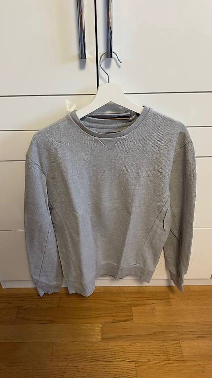 Maglioni & Felpe: Zara Pullover Grau S – Usato da Romanshorn venduto da cedoo8590