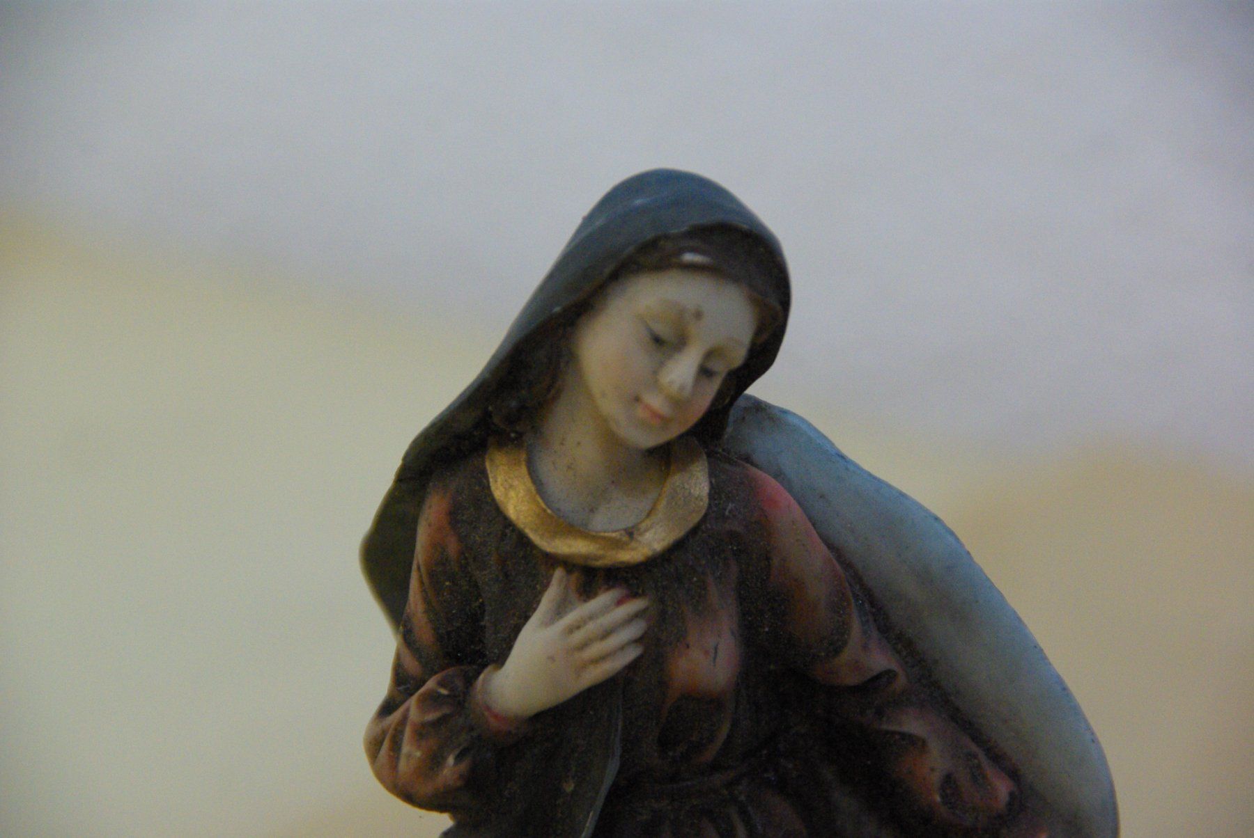 Statuette: Christliche Figur "Knieende Frau" – Difettoso da Herisau venduto da Cevianer1844 1