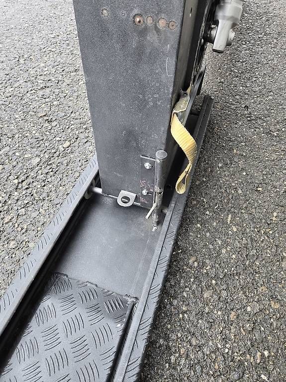 Supporti a parete: Motorrad Schiene – Usato da Schwyz venduto da inf_hjl7 2