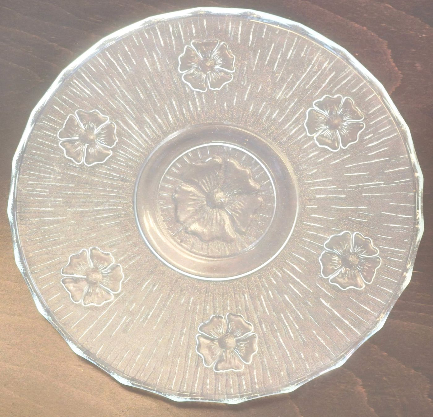 Piatti: Glas Teller mit Blumenmuster, Vintage, Durchmesser 30cm – Usato da St. Gallen venduto da Arti24