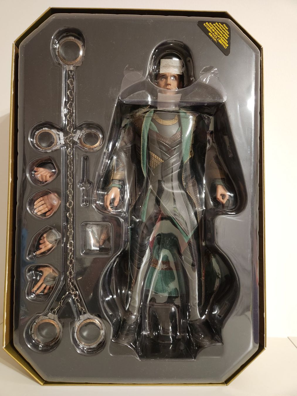Hot Toys Statuette: Figurine Loki, Thor the dark world – Nuovo (secondo la descrizione) da Pampigny venduto da prue_2010 6