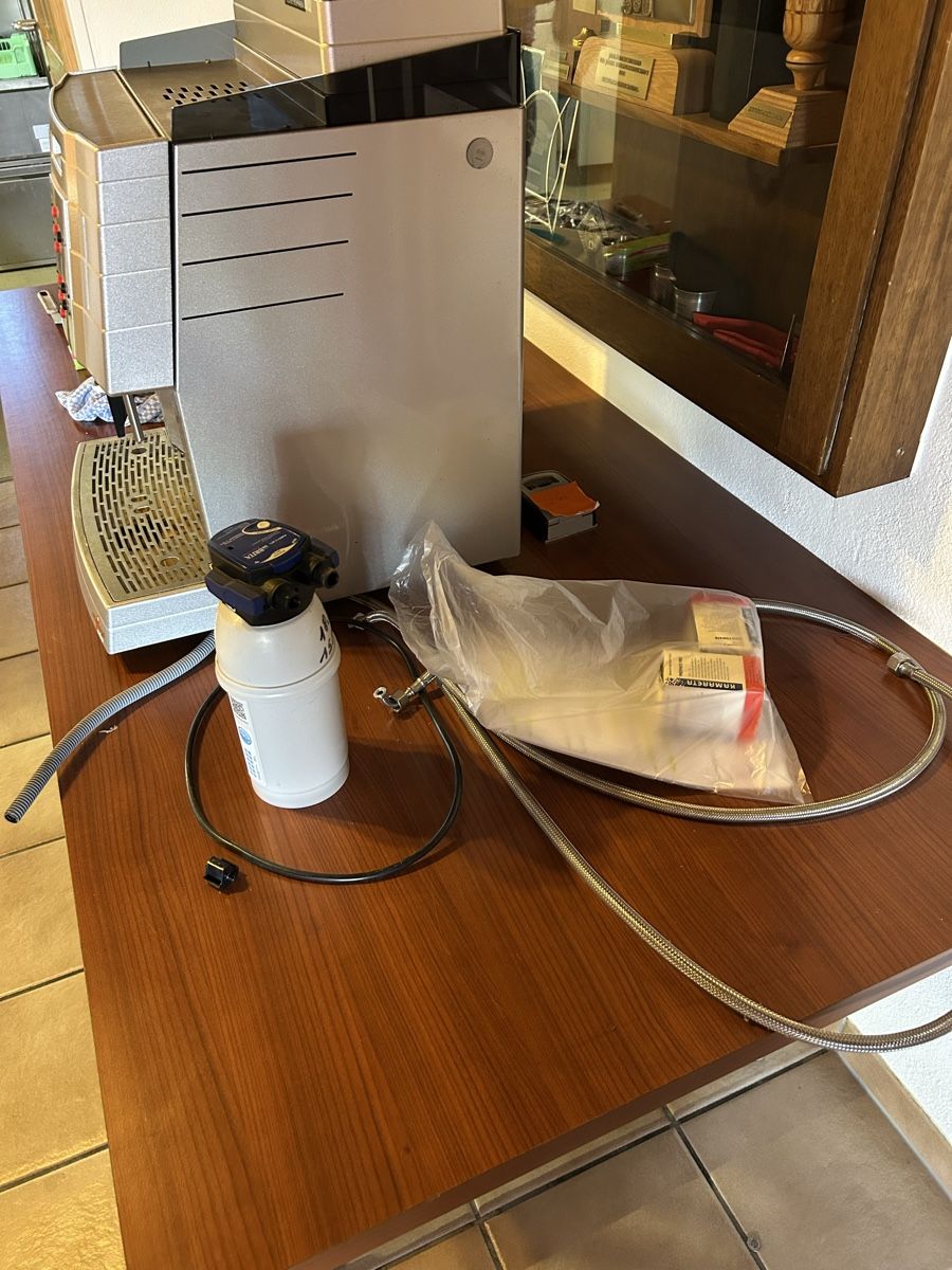 Schaerer Macchine per caffè & Macchine per espresso: Kaffeemaschine Vollautomat – Usato da Gräslikon venduto da tin_d8bt 2