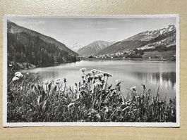 Alte Ansichtskarte vom Davosersee, 1954 mit Briefmarke