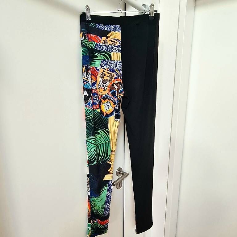 Leggings: Exkl. Leggins, von APOSTOLOSMITROPOULOS UNDERGROUND, GR – Usato da Oberaach venduto da Sey-gnb5 1