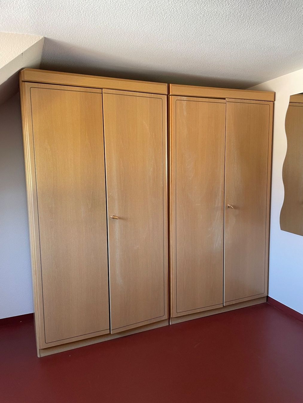 Armadi: 2 Schränke Massivholz – Usato da Niederönz venduto da r.ingold