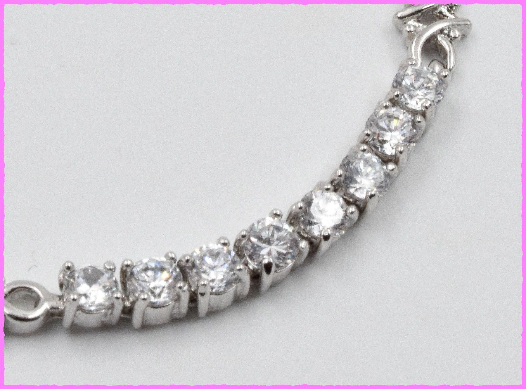 Bracciali & Braccialetti: Bezauberndes Armband – Nuovo e nell'imballaggio originale da Oberglatt ZH venduto da Diamond-Girl 7