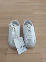 Sneaker Baby Zara Grösse 23
