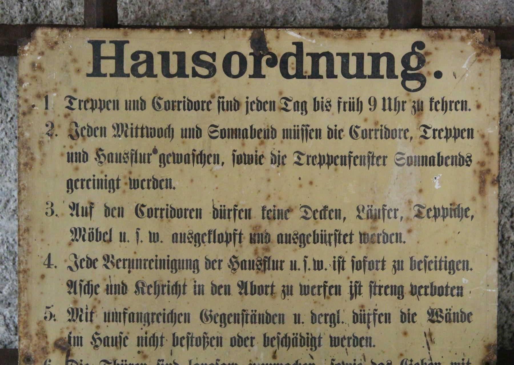Insegne: grosses Blechschild Hausordnung – Usato da Birrwil venduto da brandschatz_birrwil 2