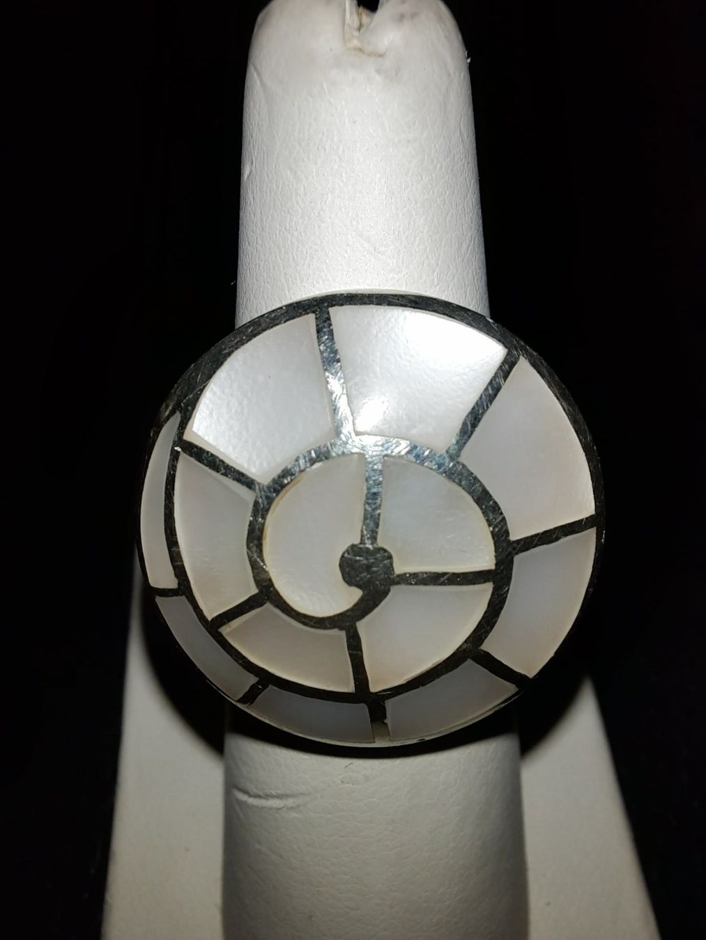 Anelli: Anello in argento 925 e madreperla bianca – Usato da Biasca venduto da Old_6blh
