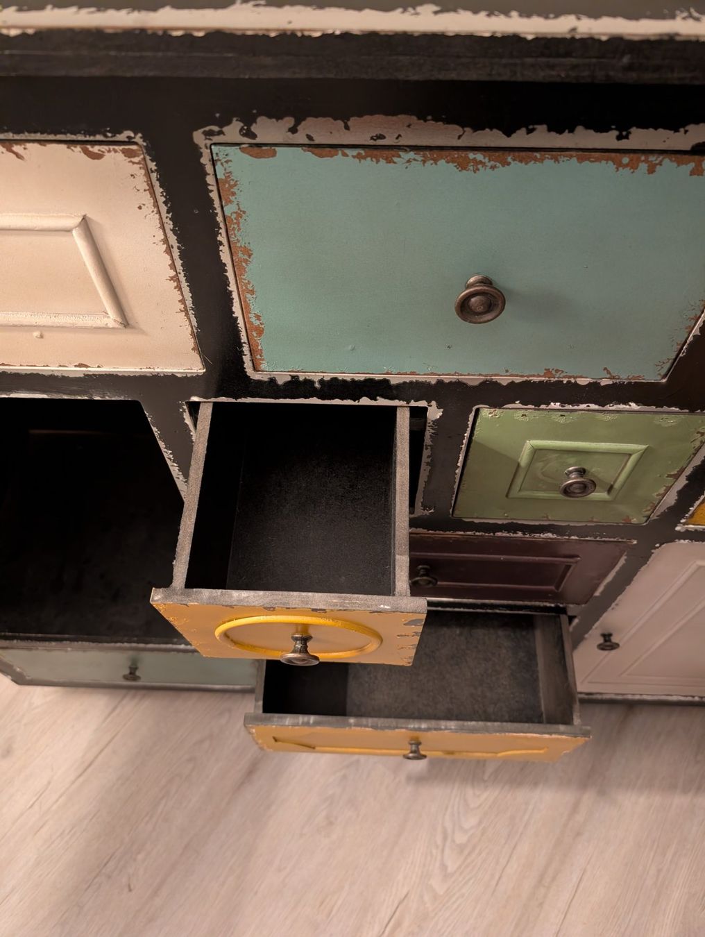 Livique Commodes: Vintage Kommode vom Livique – D'occasion à Worblaufen par craziijH__ 2