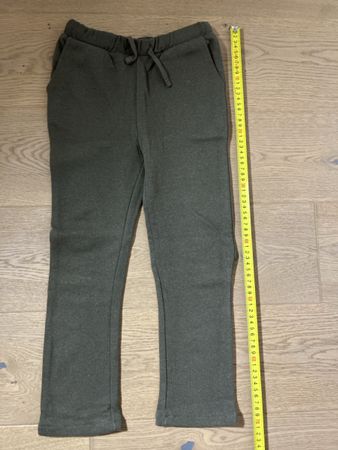 Neu: Warme Hose Sweat innen aufgeraut Gr. 110/116