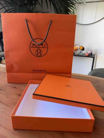 Hermes Geschenkkarton mit Papiertasche neuwertig