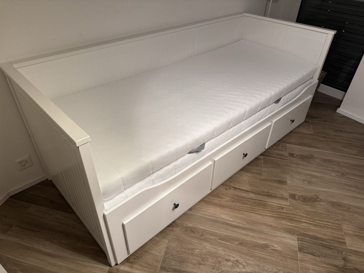 Betten: Ausziehbett / Sofa Ikea Hemnes – Neu (gemäss Beschreibung) aus Uster von Beni2000