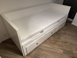 Ausziehbett / Sofa Ikea Hemnes