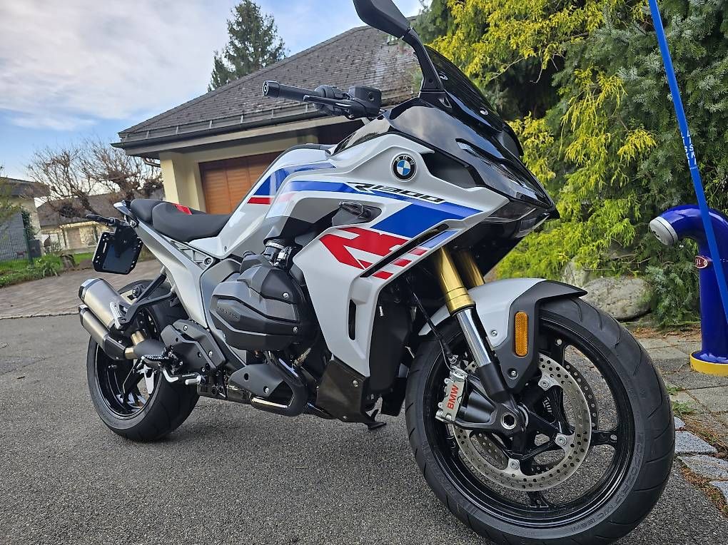 BMW Touring: BMW R1300 RS Performance – Nuovo (secondo la descrizione) da Bilten venduto da lykuivku