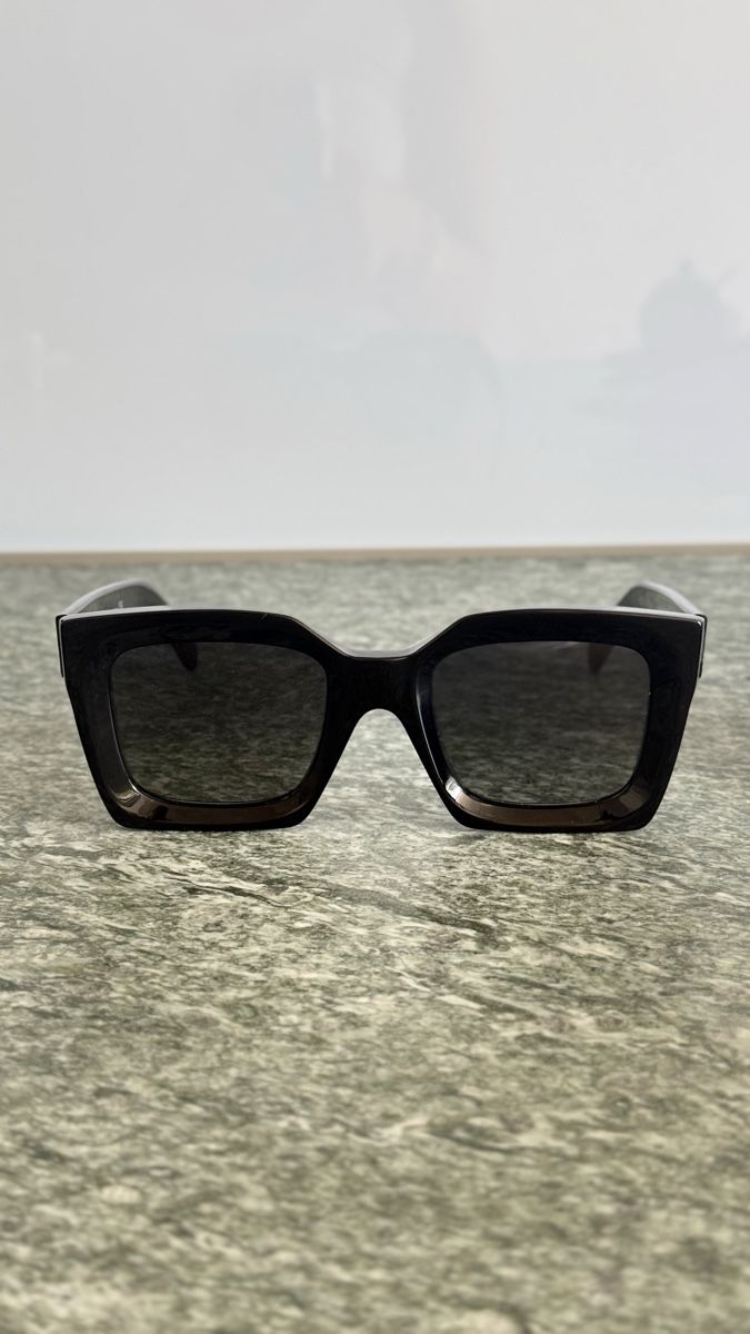 Celine Occhiali & Lenti: Celine Sunglasses Black – Nuovo (secondo la descrizione) da Zürich venduto da nojuma 6