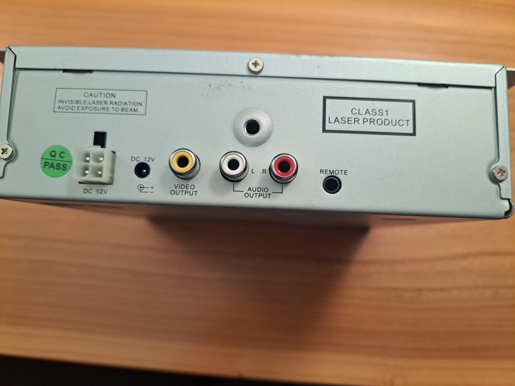 Tutti i DVDs: NESA DVD-1002  12V Auto Multimedia Player – Usato da Rorschacherberg venduto da Scales1688 2