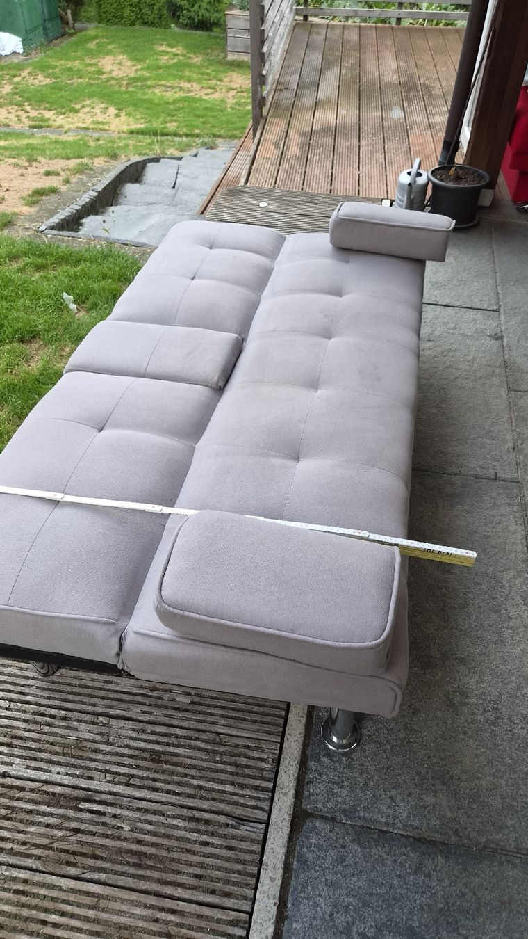 Sofas: Schlafsofa Poly mit Getränkehalter – Gebraucht aus Menziken von Haskus 1