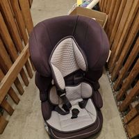 einfacher Kindersitz