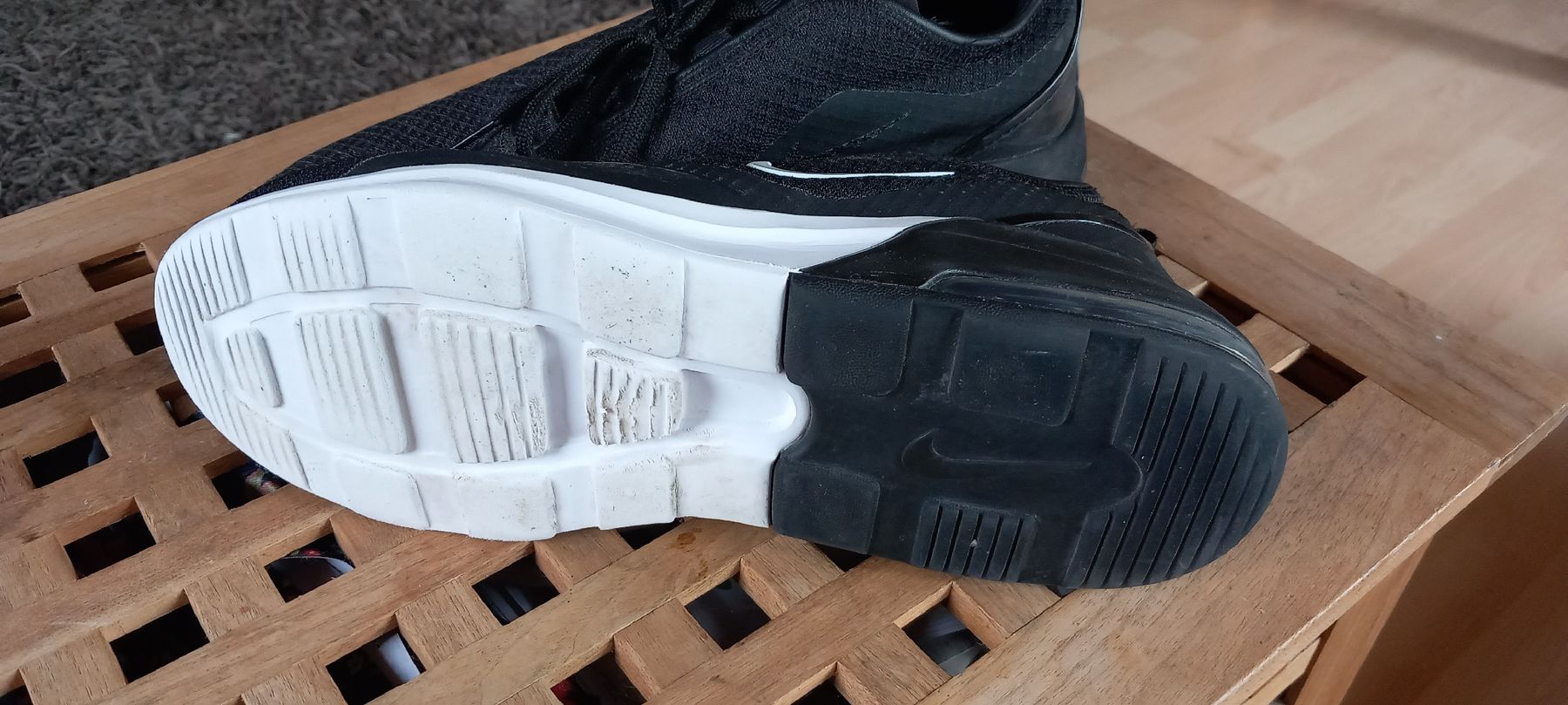Nike Herrenschuhe: Nike Air Sportschuhe Gr. 41 – Gebraucht aus Rebstein von bestforyou 1