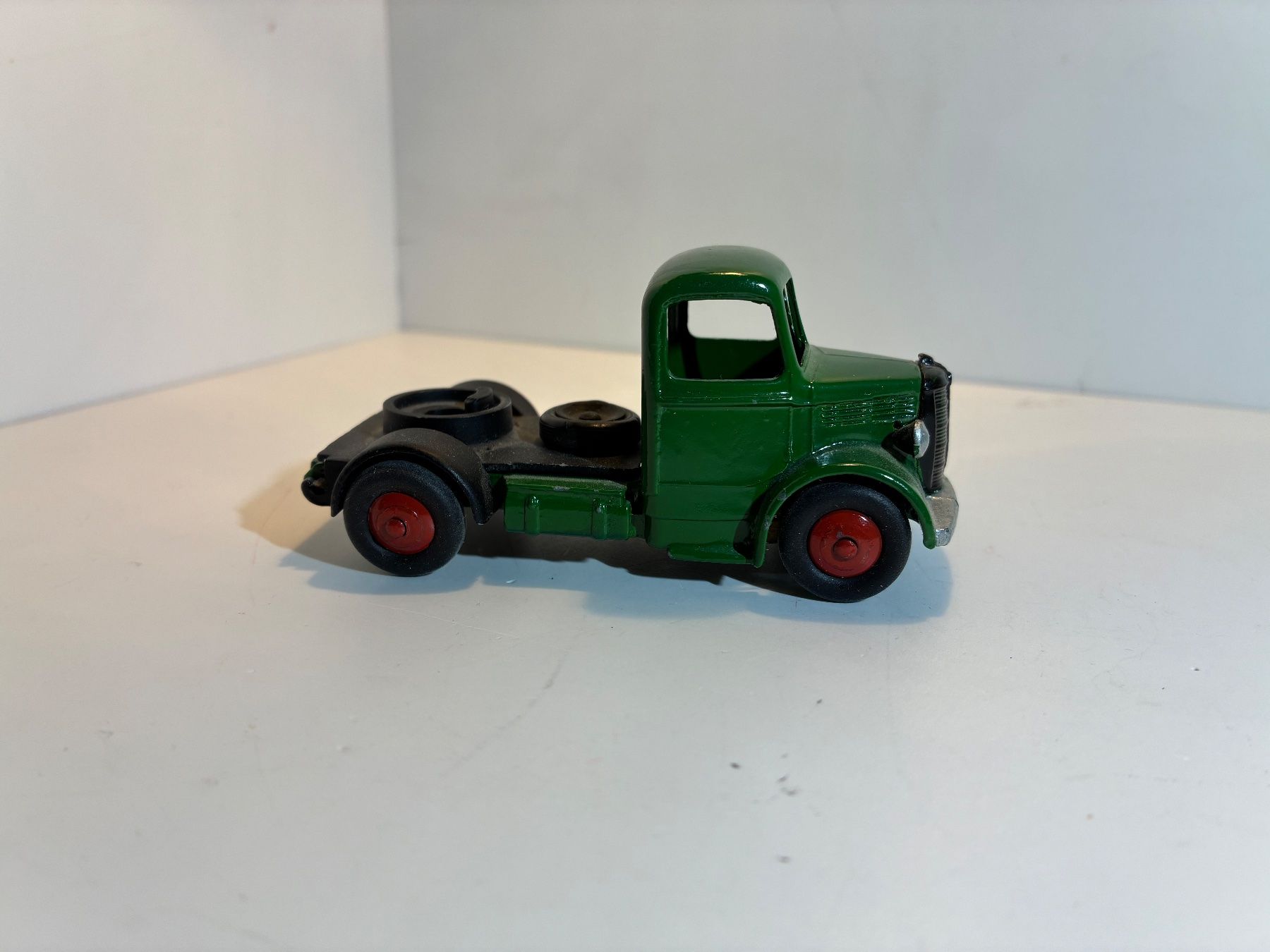 Dinky Toys Modellini d'auto: Dinky Bedford – Usato da Gümmenen venduto da Supererland 6