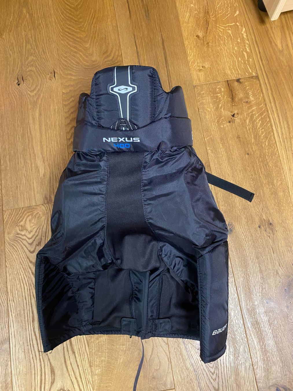 Bauer Pantaloni: Bauer Nexus 400 Eishockeyhose Jr. L – Usato da Fischbach-Göslikon venduto da luk_ss97 1