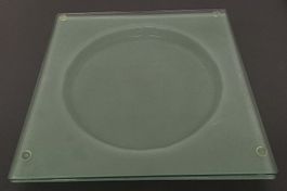 2 - TEILIGE *GLASPLATTE* FÜR DEKORATION/30 X 30/H 3CM/TIPTOP