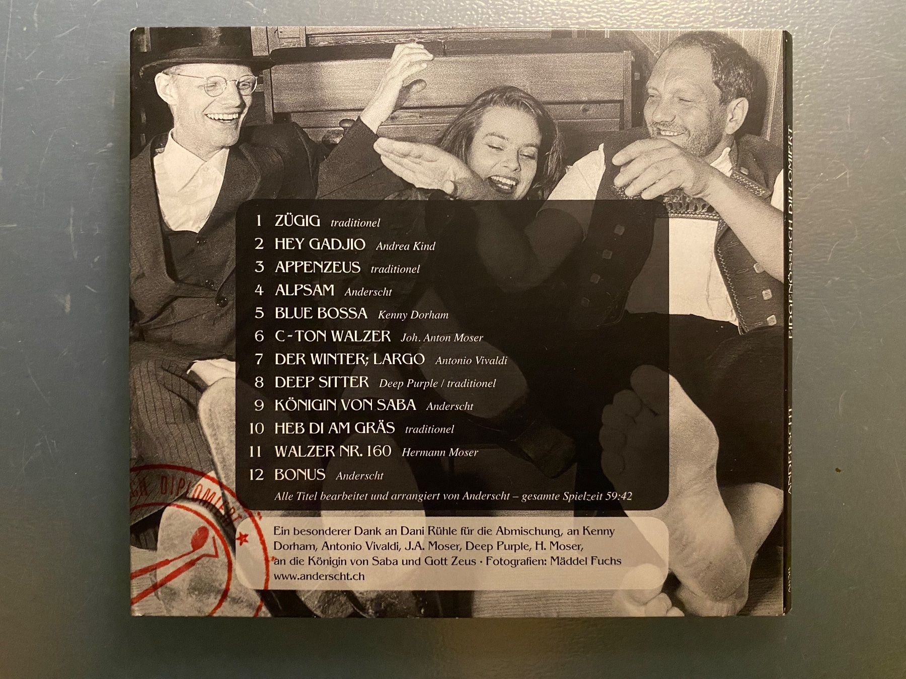 CD: Anderscht - Eidgenössisch Diplomiert Hackbrettmusik – Usato da Oberried Brienz venduto da Chyara 1